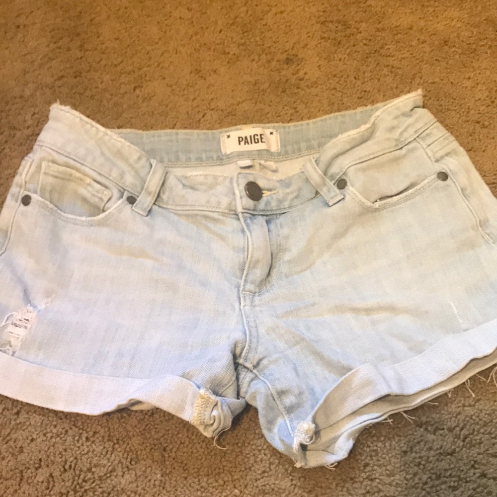Lightwash Paige shorts